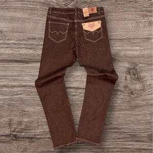 Women’s Straight Leg Jeans in Chocolate Brown